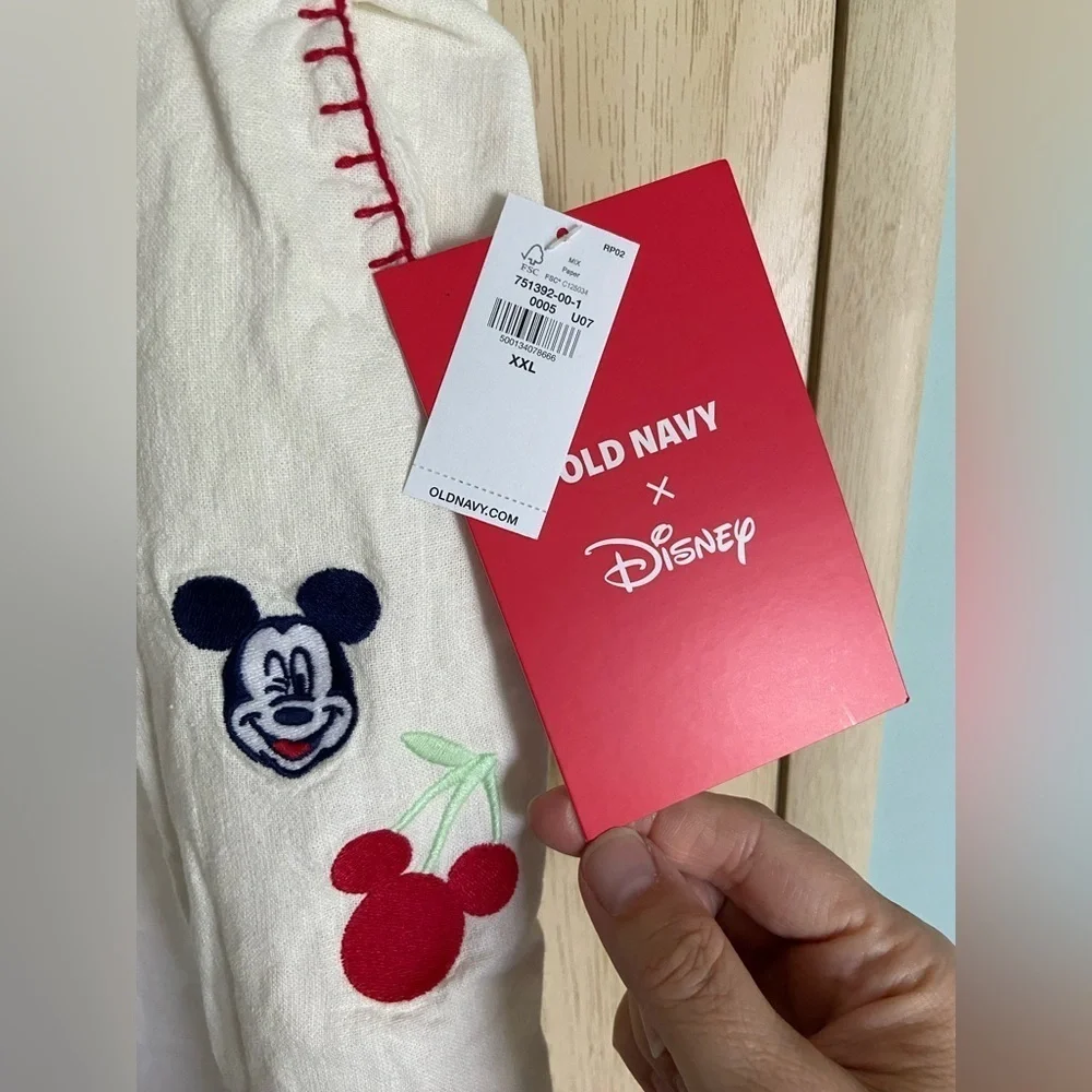 🩷 Old Navy X Disney Linen Blend Cherry Mickey Mouse Embroidered Shorts New XXL